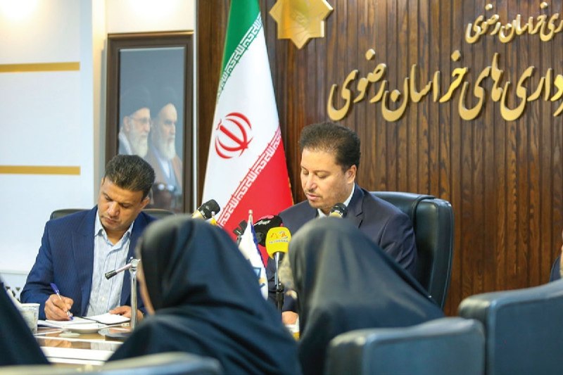 شهرآرانیوز: 🔶نوسازی ناوگان خدمات شهری شهرداری‌ها در خراسان رضوی | رویکرد به شهربازی پارک ملت مشهد باید حفظ سرمایه باشد🔹روزنامه شهرآر