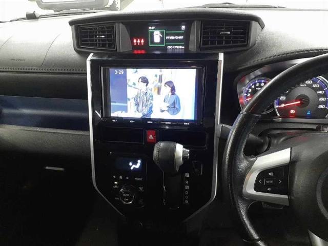 Toyota Roomy 2017 фото 6