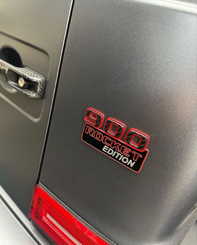 2 из 10 в мире Brabus P 900 Rocket Edition 6