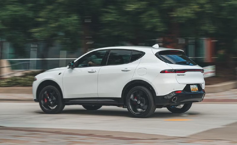 Самый дешёвый Dodge сняли с производства из-за тарифов Трампа 3