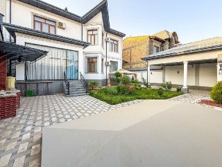 4.1 сот 6 комнат 300м2 кирпич Буюк Ипак Йули ул. Цалковского