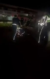 קבוצת זומבים היכתה פקח משטרת תנועה ליד גאצ'ינה לעיני עמיתיו. המשטרה עצרה מכונית ללא לוחיות רישוי, בה הייתה…