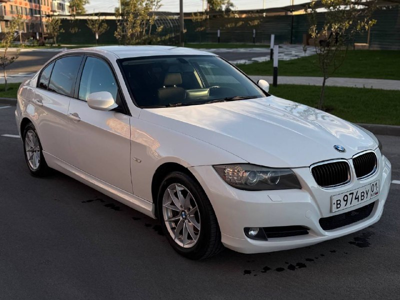 В продаже bmw 3 series e90 2010 г декабрь.

✅Двигатель работает ровно, не дымит.
✅Салон чистый, ухоженный.
✅Коробка переключает плавно.
✅Ходовая пересобрана, не стучит не гремит.
✅По кузову вся ровная.
✅Климат заправлен, обогревы работают.
✅ 4 Хоза, птс оригинал.
✅Новый двс, радиатор двс, датчик уровня масла, подушки двс и по мелочи.

Подобные в авито в такой комплектации и состоянии 990+

Цена для канала 900.000
Торг у капота!
Связь +7 918 574 66 63
Тг: @vaizlow - фотография - 2