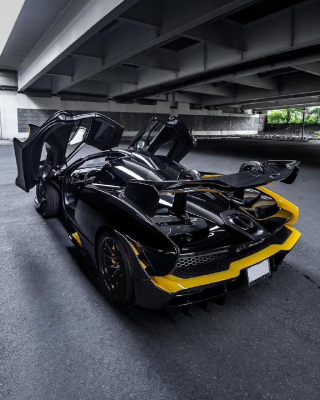 McLaren Senna 10