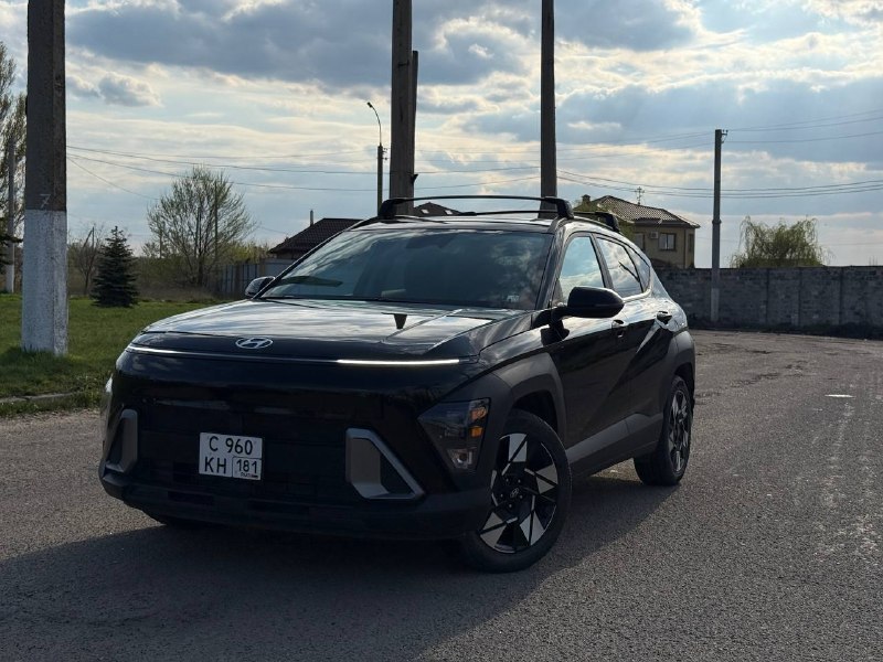 ➡ В продаже: hyundai kona ii поколение 2024 модельный год.
2.0 Бензин, пробег: 27 тыс. Км. Авто в наличии в луганске.
Один из самых удачных вариантов в своём классе и бюджете

Свежий кузов, полностью обновлённая модель — kona стала заметно больше, комфортнее и технологичнее по сравнению с прошлым поколением.

📝 Документы:
- Автомобиль находится в луганске, поставлен на учёт 181
- Без пробега по рф, полностью растаможен и оплачен.

💰Цена: 2.790.000 рублей. Торг у капота

📲 На связи в любое время:
Телефон/max: +7959-188-7929, +7959-153-6410
Whatsapp/telegram/вк: +7959-120-4792 - алексей - фотография - 2