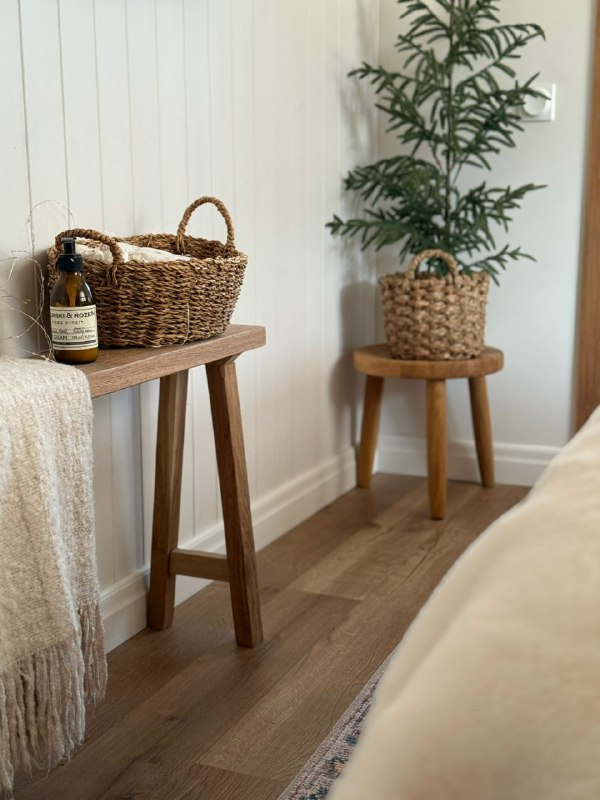 Уют создают маленькие детали Именно из таких мелочей и складывается атмосфера дома. Когда каждая деталь подобрана с любовью, пространство становитс... - изображение 5 - дома, telegram, view