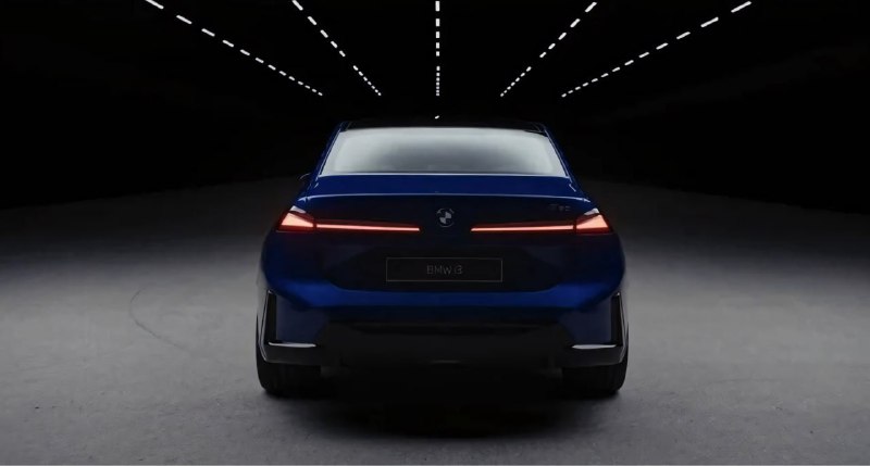 В сеть раньше времени утекла новая BMW i3 — серийную электрическую «тройку» показали ещё до официаль 4
