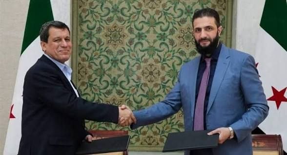 پایگاه خبری شاهو نیوز: انحلال رسمی قسد در سوریهدمشق – ۲۵ اوت ۲۰۲۶: مظلوم عبدی، فرمانده نیروهای دموکراتیک سوریه (قسد)، از پایان مأموریت و انحلال