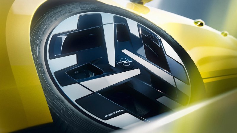 Opel показал первые фото обновлённой Astra 3