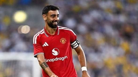 منچستریونایتد | Manchester United: 👤Laurie Whitwell 🚨 برونو فرناندز در حالی که یه پیشنهاد غول‌آسای سالی ۲۰ میلیون یورویی از گالاتاسرای داره، مشغول مذاکره ب