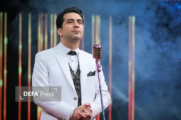 خبرگزاری دفاع مقدس: 💢معتمدی: ایران، وجود ماست/ نسبت به هویت ملی بی‌تفاوت نیستیم 🔸خواننده آواز ایرانی در گفت‌وگو با دفاع‌پرس، با تأکید بر این