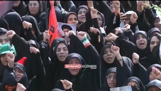 תיעוד מלוויית המנהיג העליון עלי חמינאי בטהראן