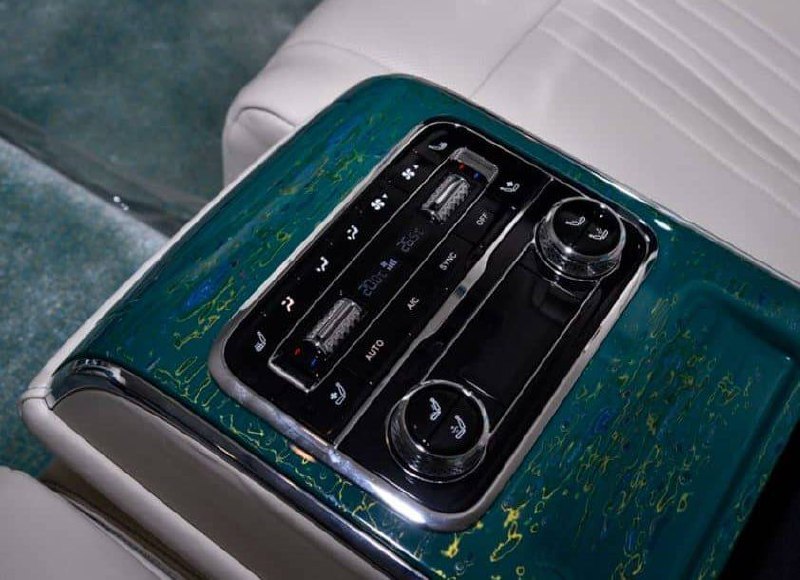 Hongqi Guoli — самый дорогой китайский автомобиль 5