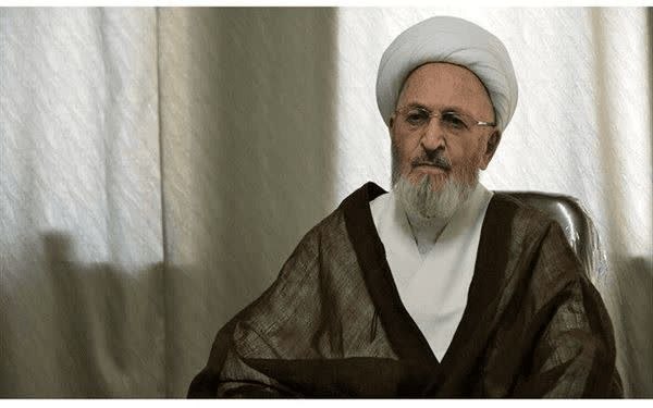 اخبار قم: تربیت تراز نسل جوان، امانتی الهی است🔹آیتالله سبحانی مراجع تقلید شیعه در پیامی به اجلاس سراسری مدیران و مسئولان آموزشوپ