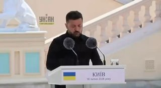 ❗️Journalist Yuliia Kyriienko reported that President Zelensky’s office is discussing the possible dismissal of Commander-in-Chief Oleksandr Syrskyi and considering potential replacements. The claim remains unconfirmed.