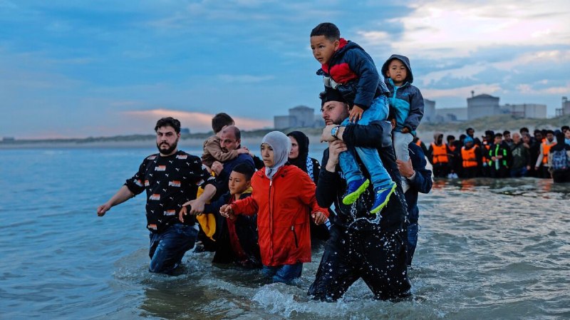 🔸 סאנדיי טיימס: רק 1% ממבקשי המקלט באנגליה הם אמיתיים