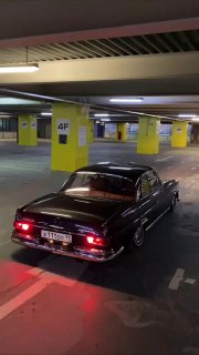 Mercedes Benz W111