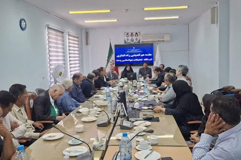 اخبار خراسان رضوی: 🔹 بررسی راهاندازی ایستگاه تحقیقات هواشناسی پسته در مهولات🔸 فرماندار مهولات راهاندازی ایستگاه تخصصی هواشناسی پسته را