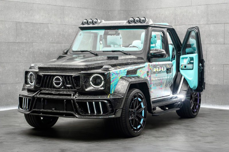 Mansory представила яркий кабриолет Art Piece AL3C MONO907Y