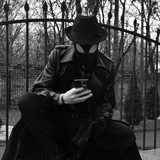 Название загружается