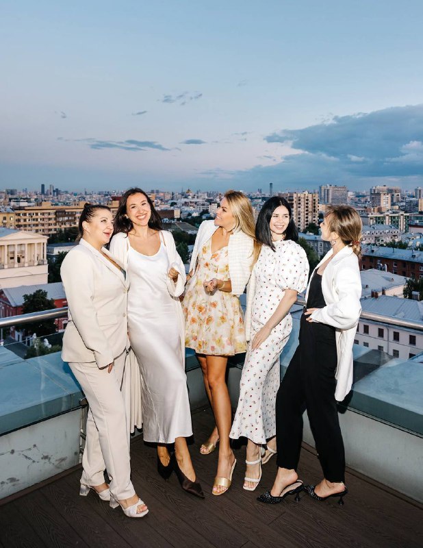 На презентации летнего номера Sector Luxe с обложкой нашего проекта Снегири Эко Для всей нашей команды Rubleva Design Architecture - это невероятно... - изображение 7 - презентации, летнего, номера