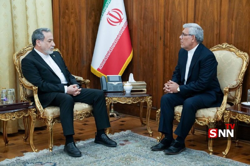 SNN.ir|خبرگزاری دانشجو: 📸 دیدار سفیر جدید ایران در بلاروس با وزیر امور خارجه🔸محسن امیدزمانی سفیر جدید جمهوری اسلامی ایران در بلاروس پیش از عزیمت