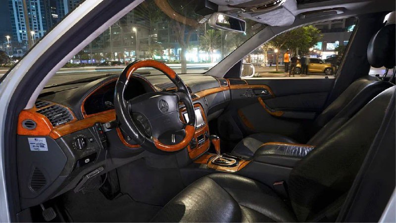 За Mercedes-Benz S-класса 2002 года планируют выручить до 160 тысяч долларов 6
