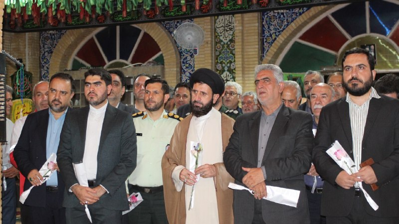 شبکه اطلاعرسانی مرآت: #گزارش_تصویری📌 گرامیداشت یاد و خاطره شهیدان در آغاز هفته دولتبه گزارش خبرنگار پایگاه خبری مرآت ؛همزمان با فرارسیدن هفته