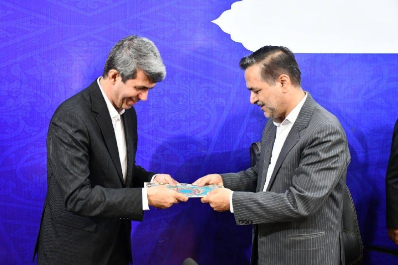 خبرگزاری صداوسیما گلستان: سرپرست فرمانداری رامیان منصوب شد🔹با حکم استاندار گلستان نصرت برزگر به عنوان سرپرست فرمانداری #رامیان منصوب شد.🔹به گزارش