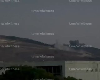 ️🇱🇧🇮🇱 More photos from the attacks aimed at Ali al-Tahr heights in southern Lebanon.