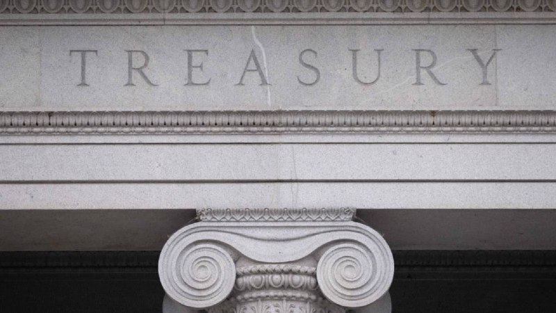 Moody's downgrades United States credit rating, citing growth in government debt