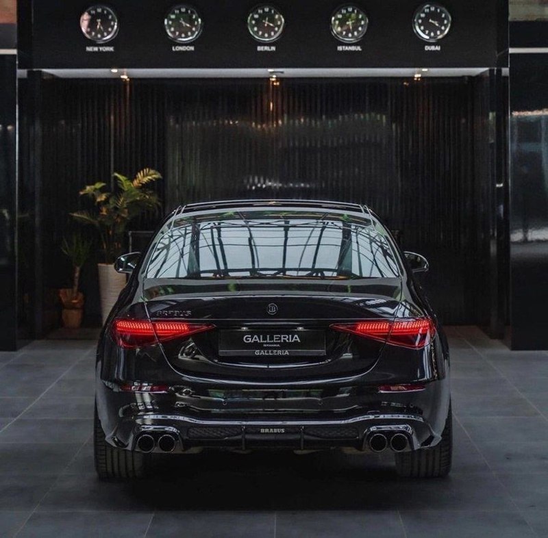 Mercedes benz s class (w223) Brabus 4