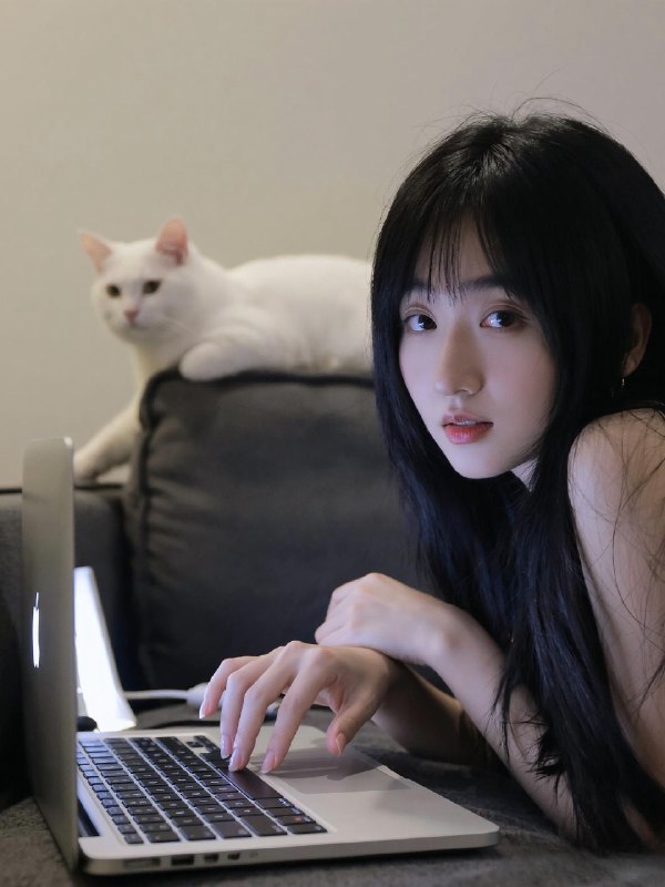 玩ai上瘾..有些照片真是像到连本人都恍惚的程度玩ai上瘾..有些照片真是像到连本人都恍惚的程度