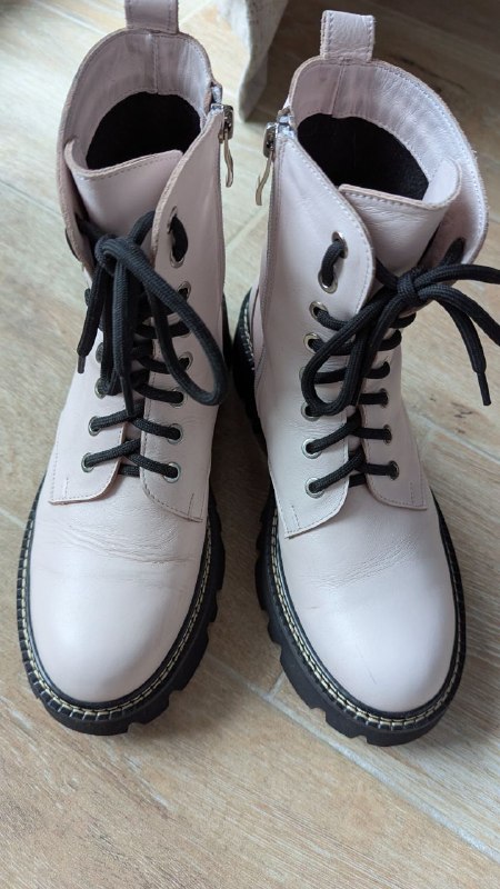 Ботинки бледно-розовые на толстой подошве 38 размер — фото 1