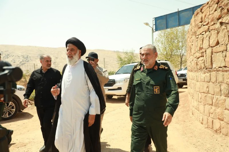 شبکه خبری خوزستان: 📸 با همت جهادی سپاه؛ افتتاح پروژه آب شرب در اندیکا 🔹 فاز اول پروژه آب شرب روستاهای اندیکا با حضور جمعی از مسئولین استانی