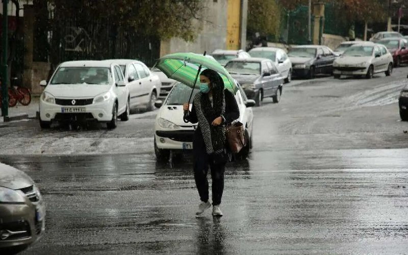 روزنامه ایران: ⭕ هشدار نسبت به باران و باد در تهران/ کاهش دما تا ۵ درجه🔹اداره کل هواشناسی استان تهران نسبت به بارش باران در نیمه شمالی