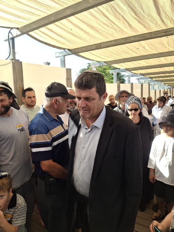 דחוף: חבר כנסת הכיבוש ממפלגת הליכוד, עמית הלוי, מסתער על מסגד אל-אקצא המבורך