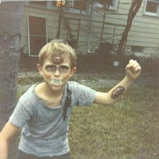Me, 40+ years ago @pfff_history **Comment in ->** https://noshitblog.com/histo...