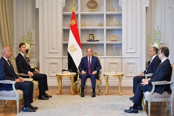 کانون سبحان: رئیس‌جمهور مصر و داماد ترامپ درباره آتش‌بس در غزه گفتگو کردند🔺عبدالفتاح السیسی رئیس‌ جمهور مصر امروز یکشنبه با جرد کوشنر