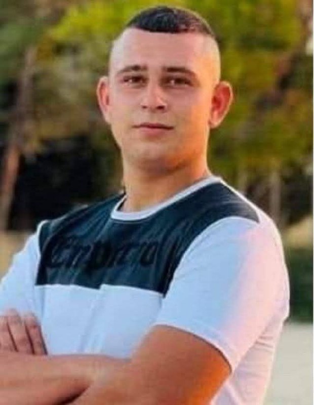 מקורות מקומיים: כוחות הכיבוש עוצרים את האסיר המשוחרר "אחמד פאני" לאחר שפשט על ביתו בעיירה צידון, צפונית לטו…