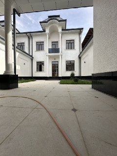Продается 2.5соток 7хонали Коттедж Евродом, Хонобод Номданак махалля