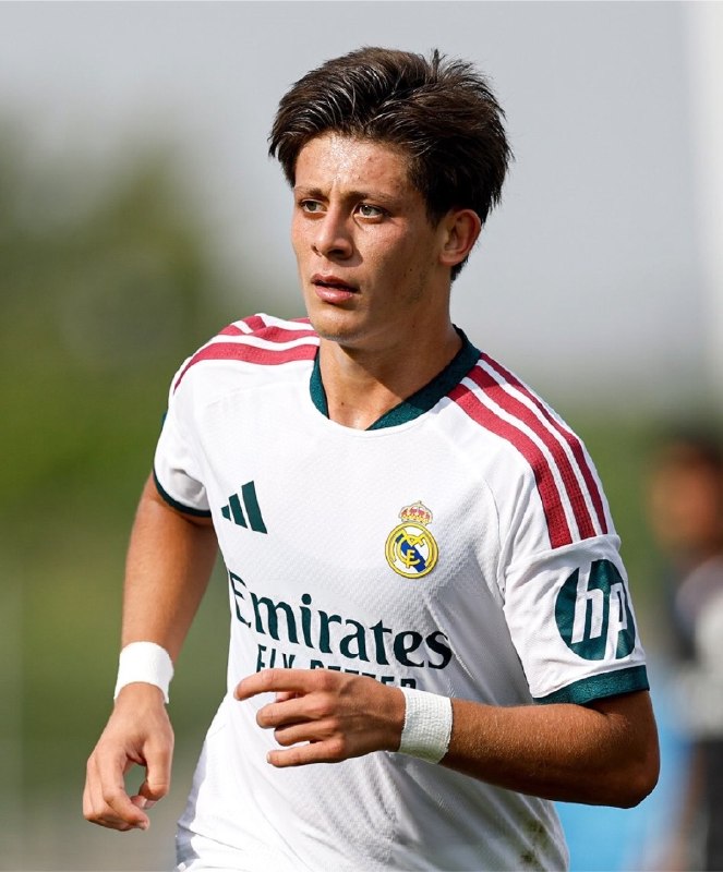 رئال مادرید توییت | Real Madrid Tweet: ⚽️ آ.اس | آردا امشب فیکس بازی میکنه⁉️ نظر شما چیه رفقا؟@Real_Madrid_Tweets