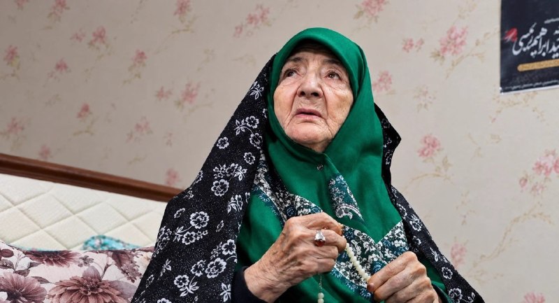 One hour ago, Avraham Raisi's mother died, two years after her husband's death.