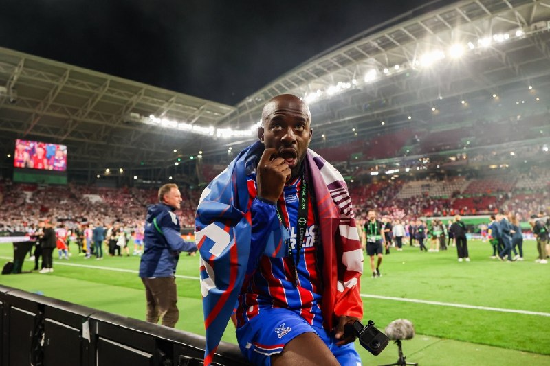 منچستریونایتد | منچستر یونایتد: 🔗🥈#Graeme_Bailey⚽️⚽️⚽️ منچستریونایتد و تاتنهام فرصت جذب ژانفیلیپ ماتتا را پیدا کردهاند.🗣مدیران برنامه ماتتا در تلاش هس