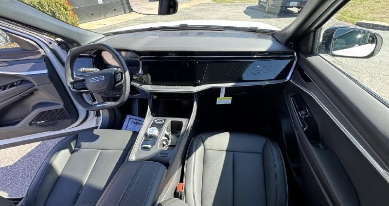 Jeep Wagoneer S потерял 44% стоимости после 147 км пробега 3