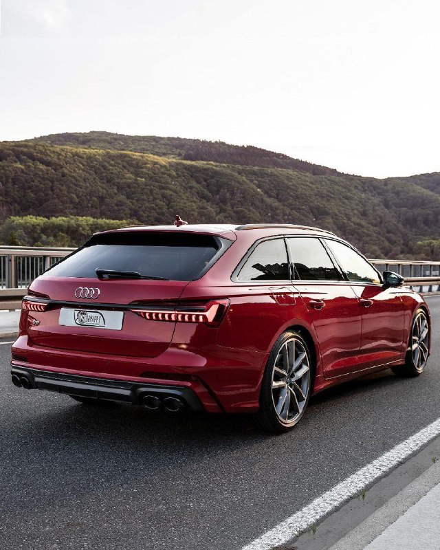 2020 Audi S6 Avant TDI quattro 9
