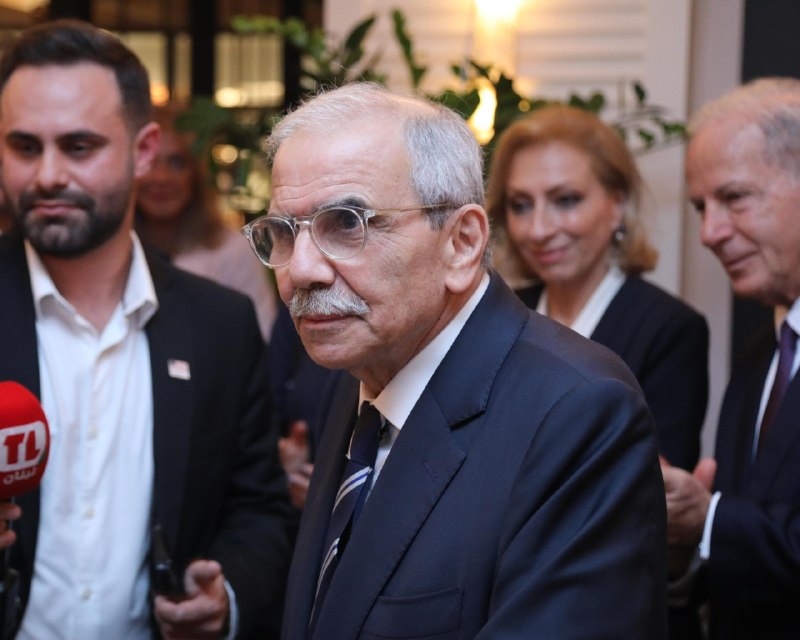 Salam: "There is no country with two armies, and there is no country with two decisions". The government is continuing with the reform and the expansion of state authority over its entire territory and "will hold us accountable for the work, will hold us accountable for the result".