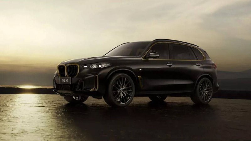 BMW X5 празднует 25-летие.
