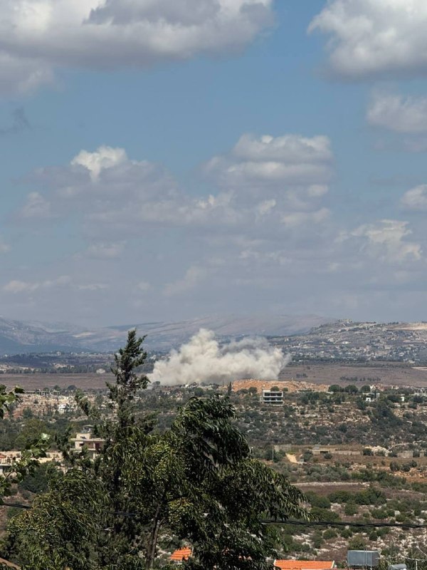 הפצצה ישראלית בעיירה קנטרה