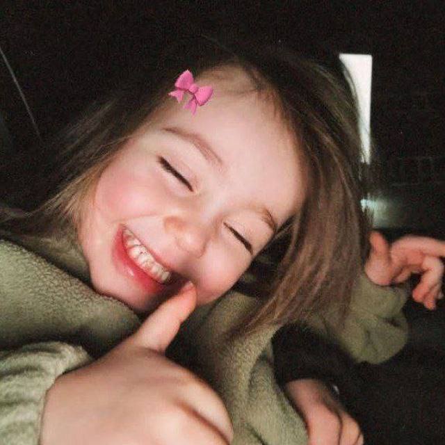 Ghalbe Abi💙🦋: وقتی میبینم کوچیک ترین چیز هایی که بهش گفتمم یادشه.